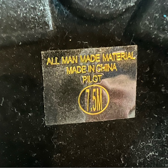 UNR8ED POP CHELSEA BLACK BOOTS | SIZE 7.5 |BRAND NEW | NEVER WORN - Picture 3 of 6